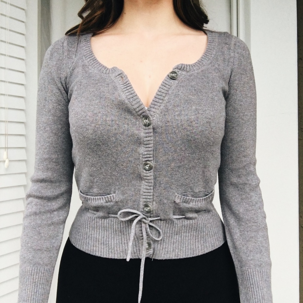 Cropped Cardigan with Pockets